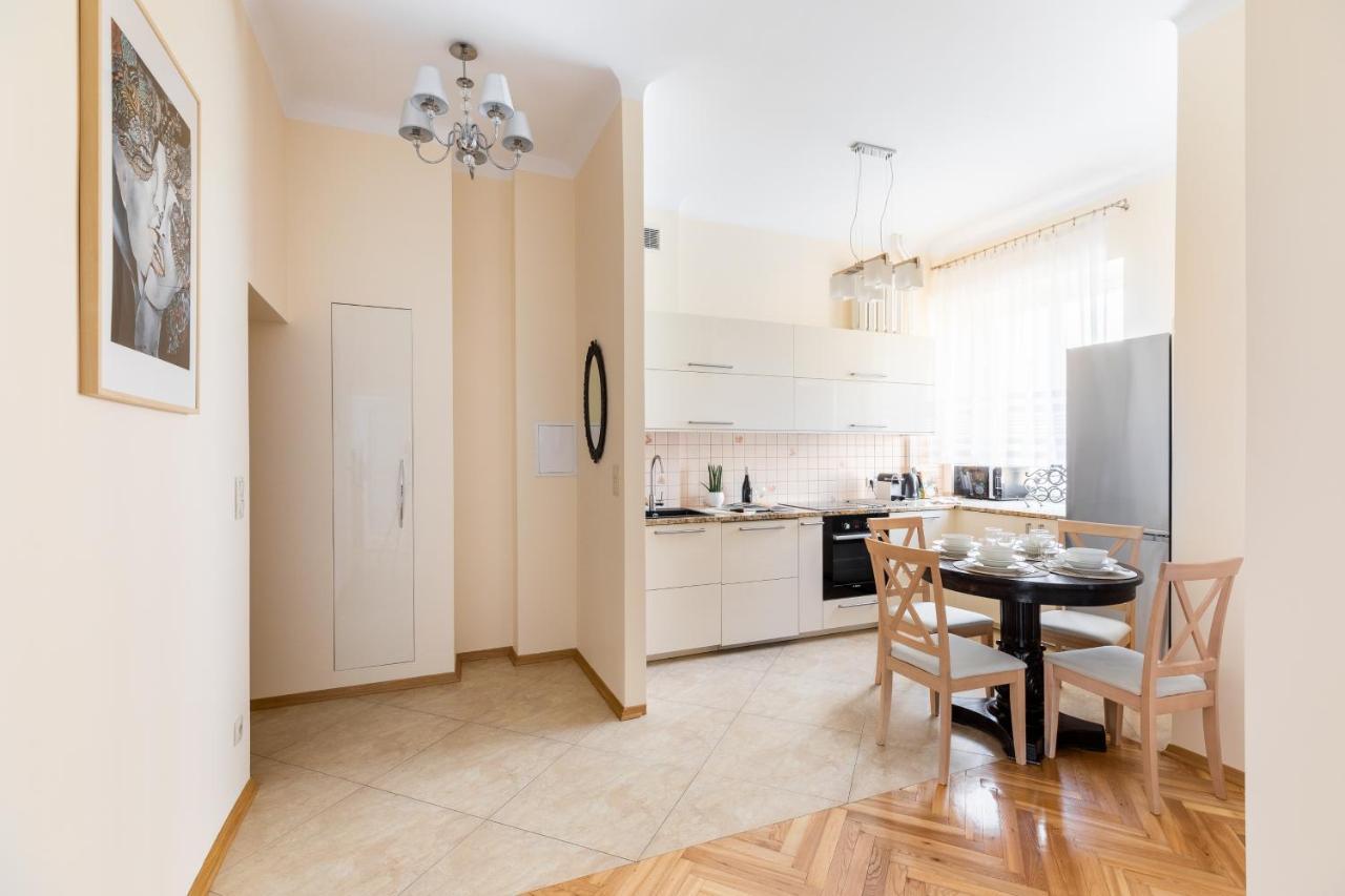 P&O Serviced Apartments Plac Konstytucji Варшава Экстерьер фото